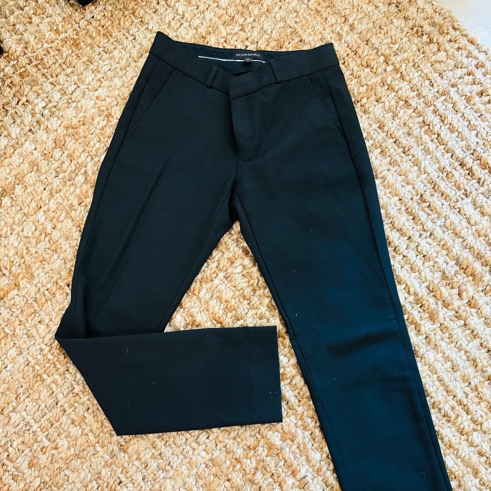 banana republic | the ryan pant | slick sleek back 🖤